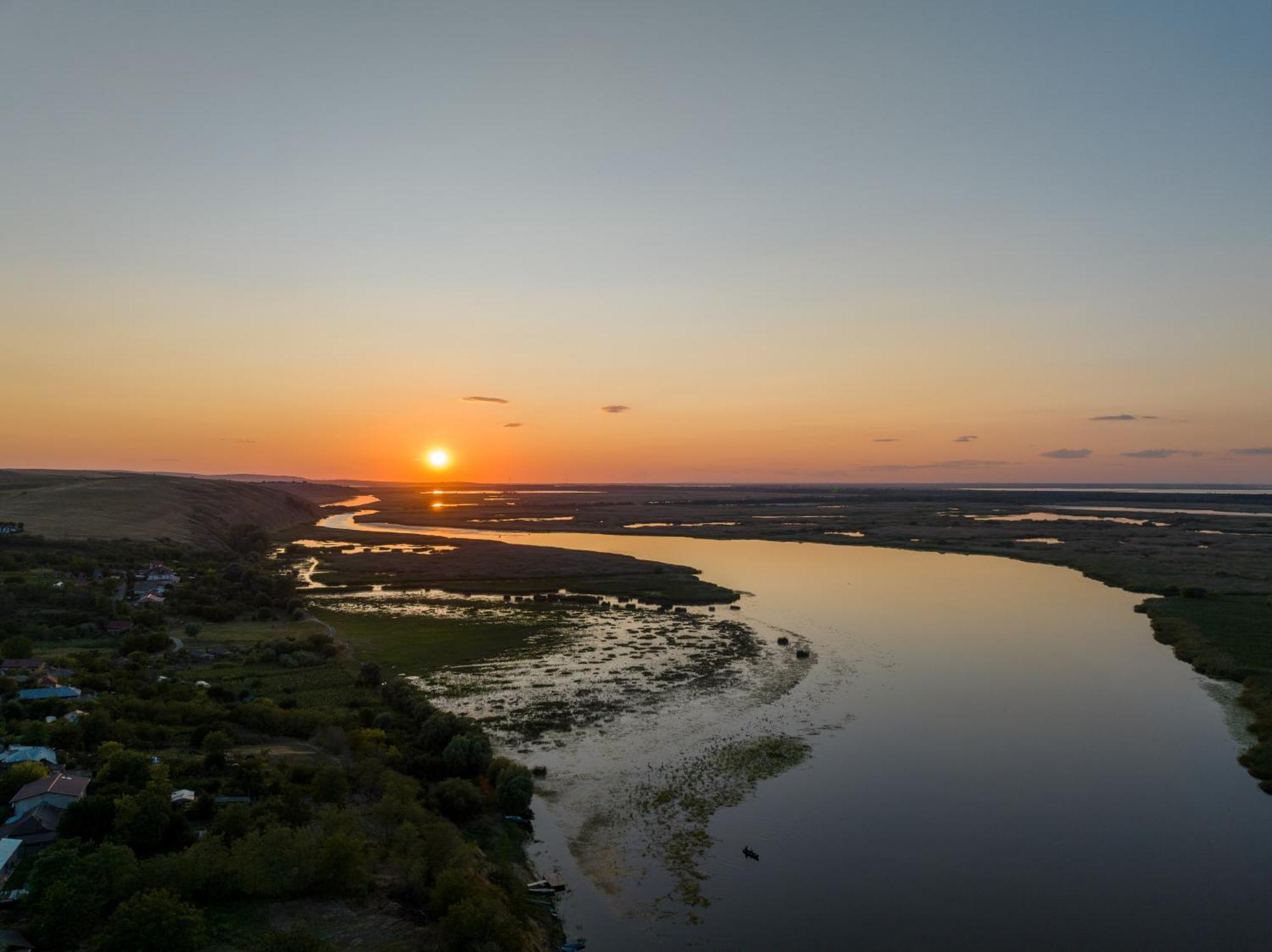 Laguna Nuferilor Habitat Somova Экстерьер фото